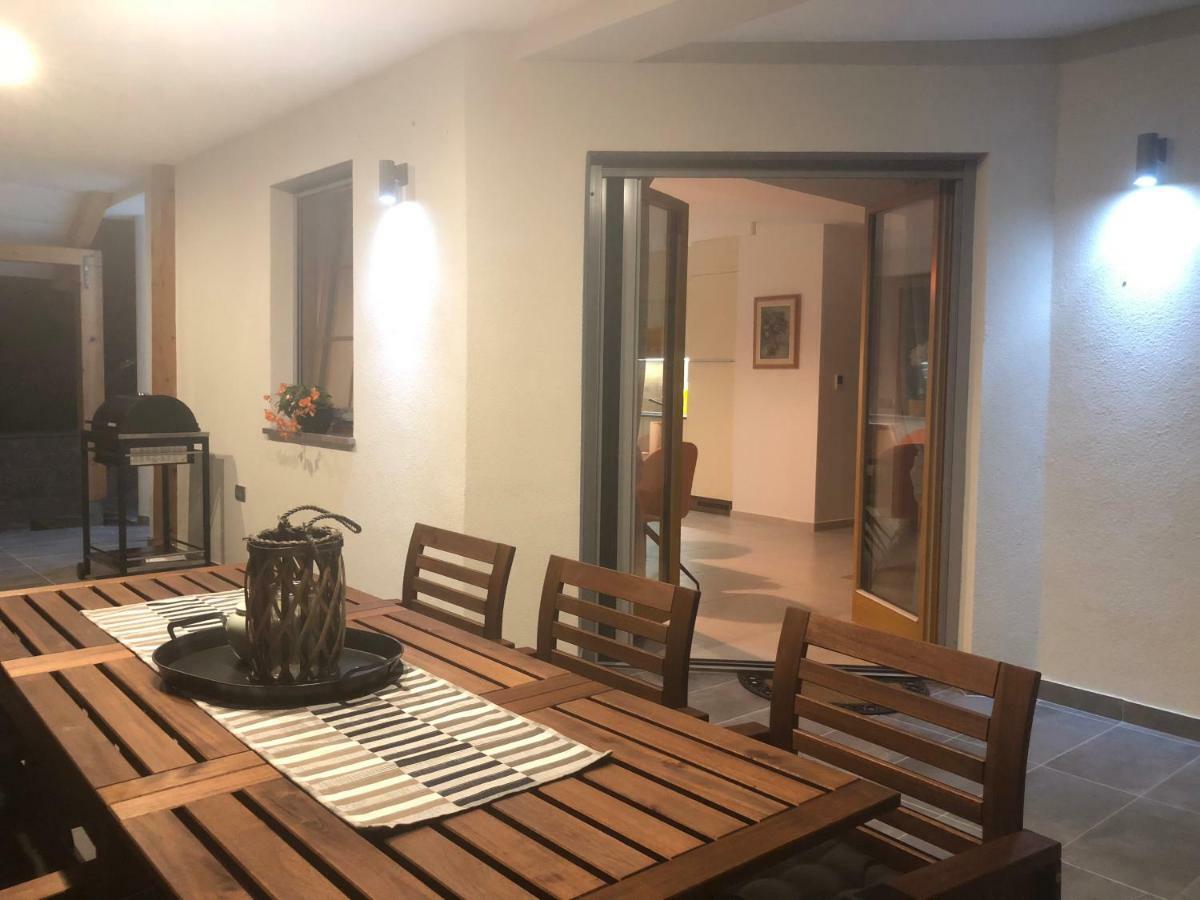 Apartmani Izvor - 图赫尔斯克利普利采 外观 照片