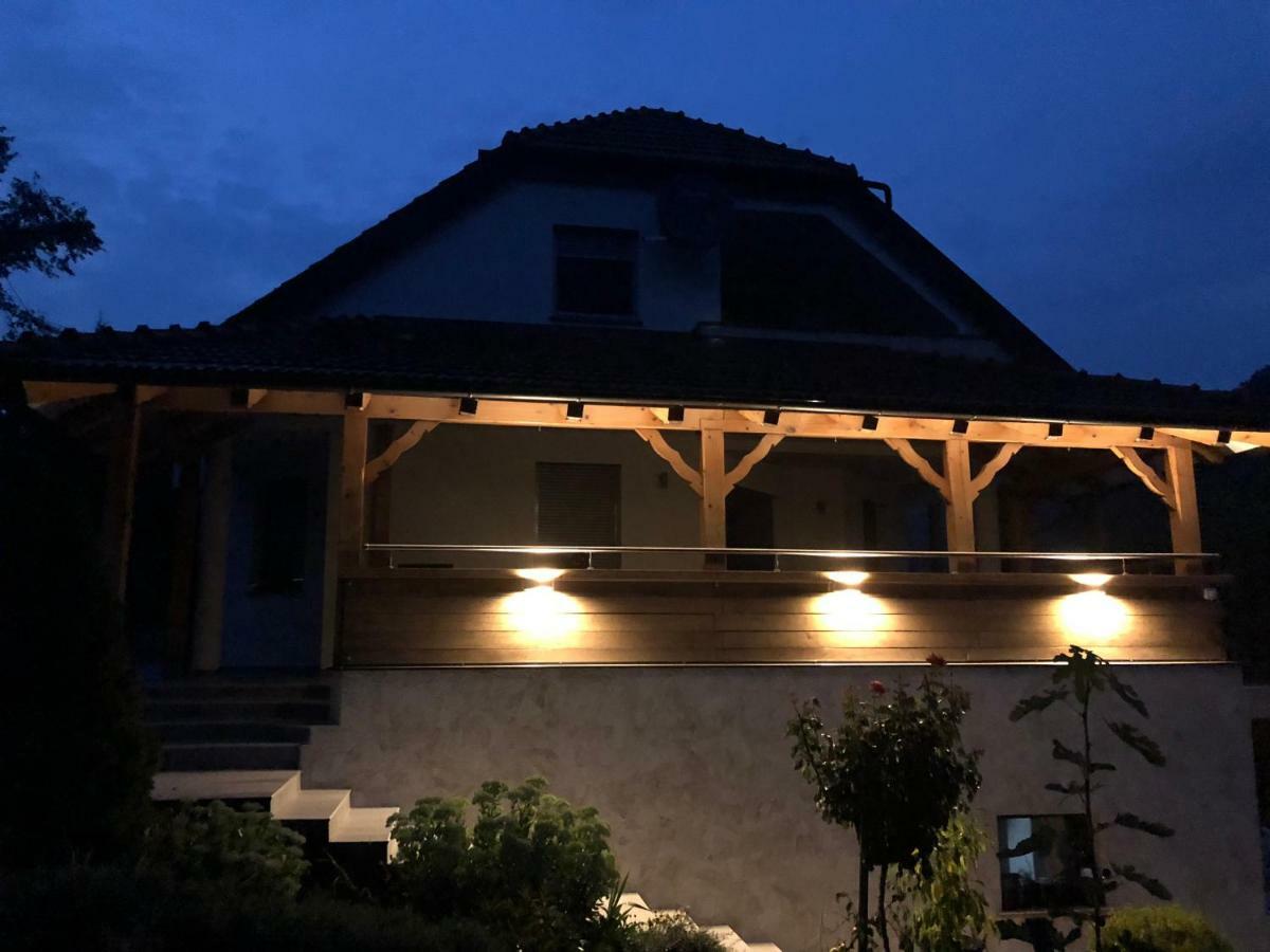 Apartmani Izvor - 图赫尔斯克利普利采 外观 照片